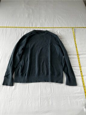 Banana Republic Men's Crewneck Sweater